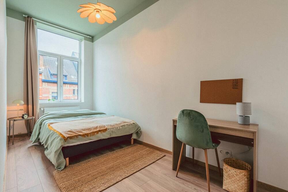 Appartement te  huur in Elsene 1050 705.00€ 1 slaapkamers 400.00m² - Zoekertje 795169