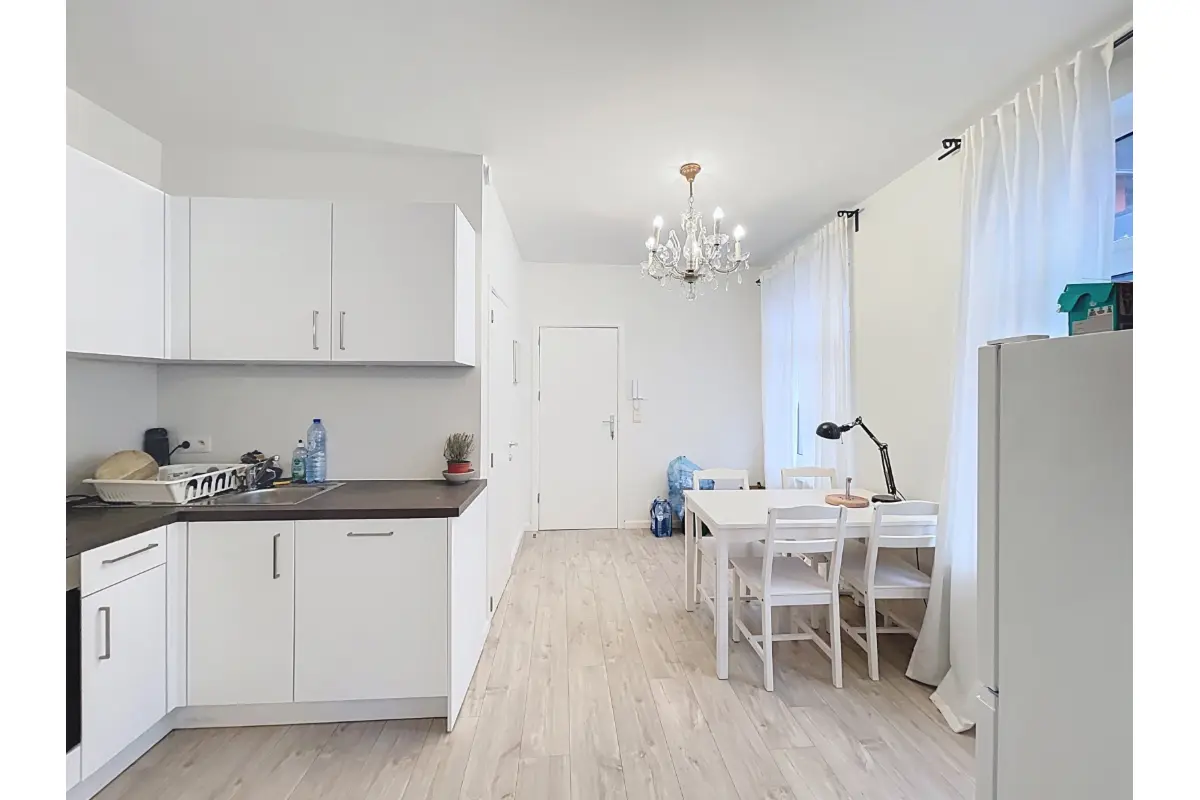 Appartement te  koop in Brussel 1000 255000.00€ 1 slaapkamers 54.00m² - Zoekertje 781132