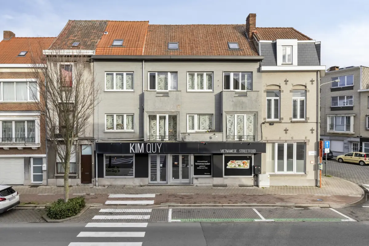 Grond te  koop in Kortrijk 8500 570000.00€  slaapkamers m² - Zoekertje 780687