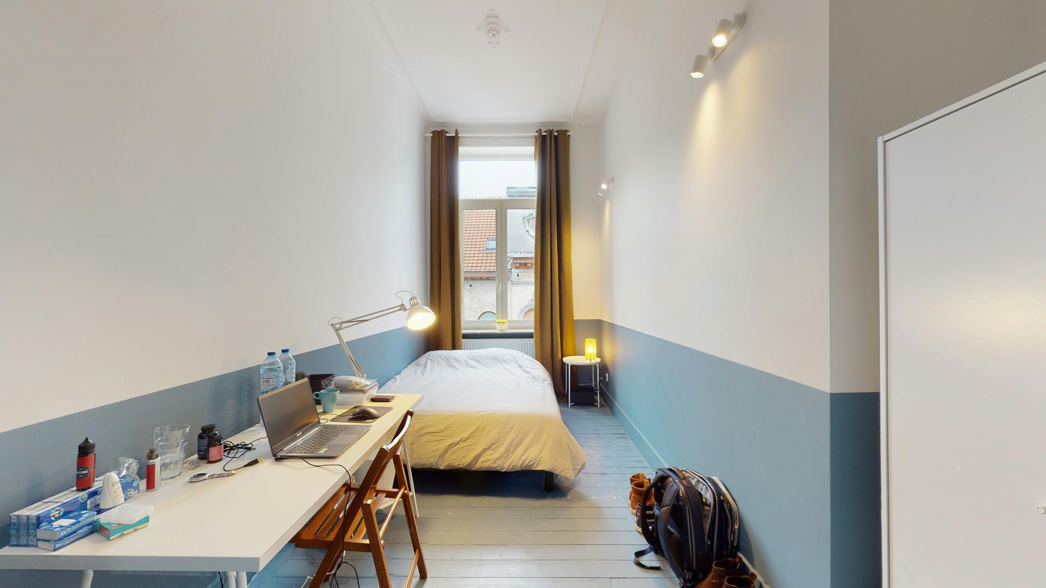 Appartement à louer à Saint-Josse-ten-Noode 1210 740.00€ 1 chambres 426.00m² - annonce 781798