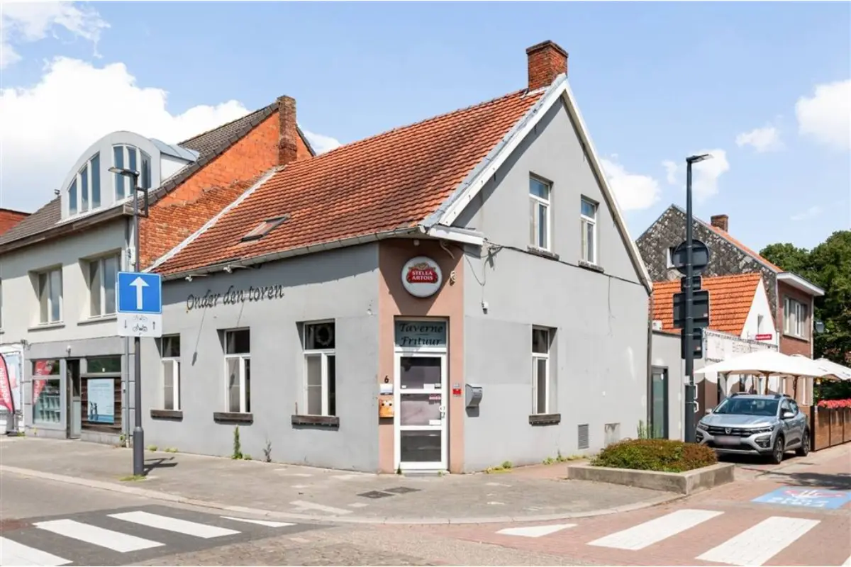 Handelszaak te  koop in Wuustwezel 2990 259000.00€ 2 slaapkamers 219.00m² - Zoekertje 781550