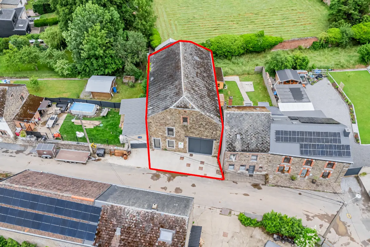 Handelszaak te  koop in Hargimont 6900 149000.00€  slaapkamers 330.00m² - Zoekertje 781184