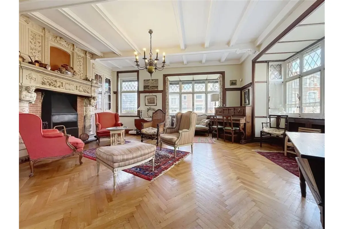 Huis te  koop in Schaarbeek 1030 930000.00€ 6 slaapkamers 291.00m² - Zoekertje 781107