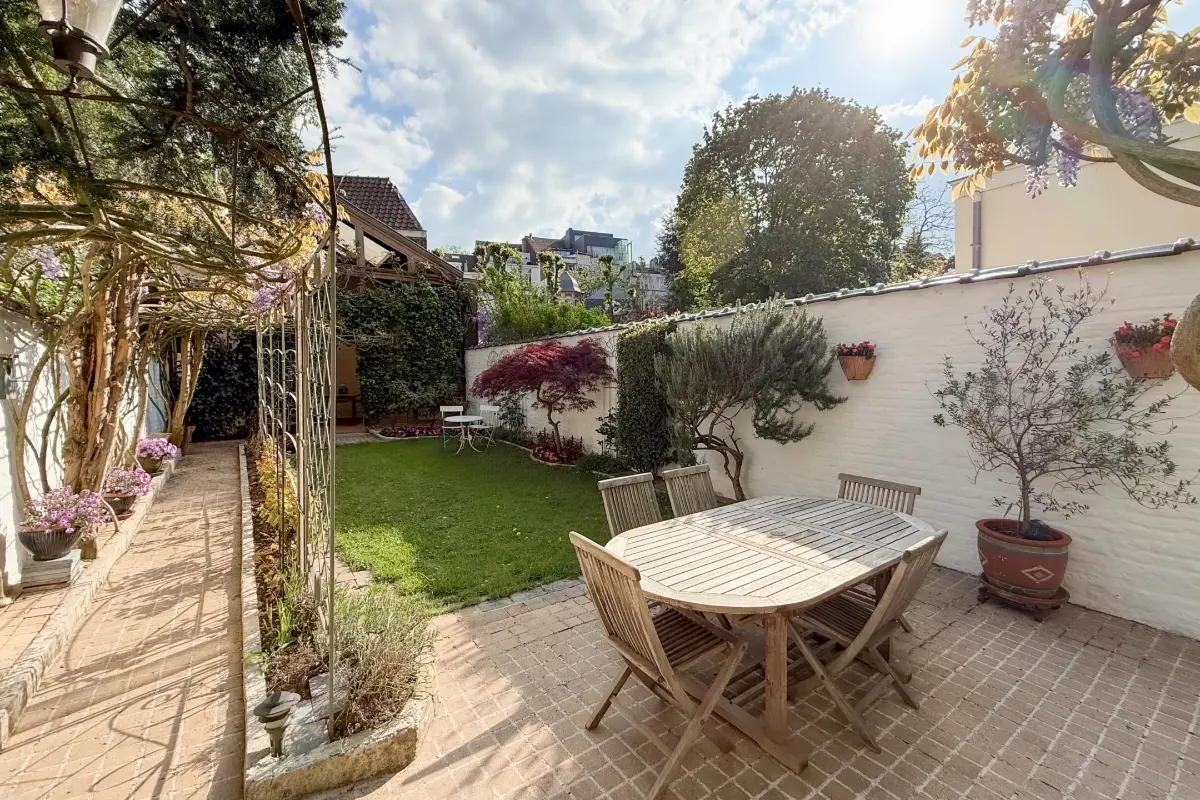 Herenhuis te  in Elsene 1050 1490000.00€ 6 slaapkamers 350.00m² - Zoekertje 780879