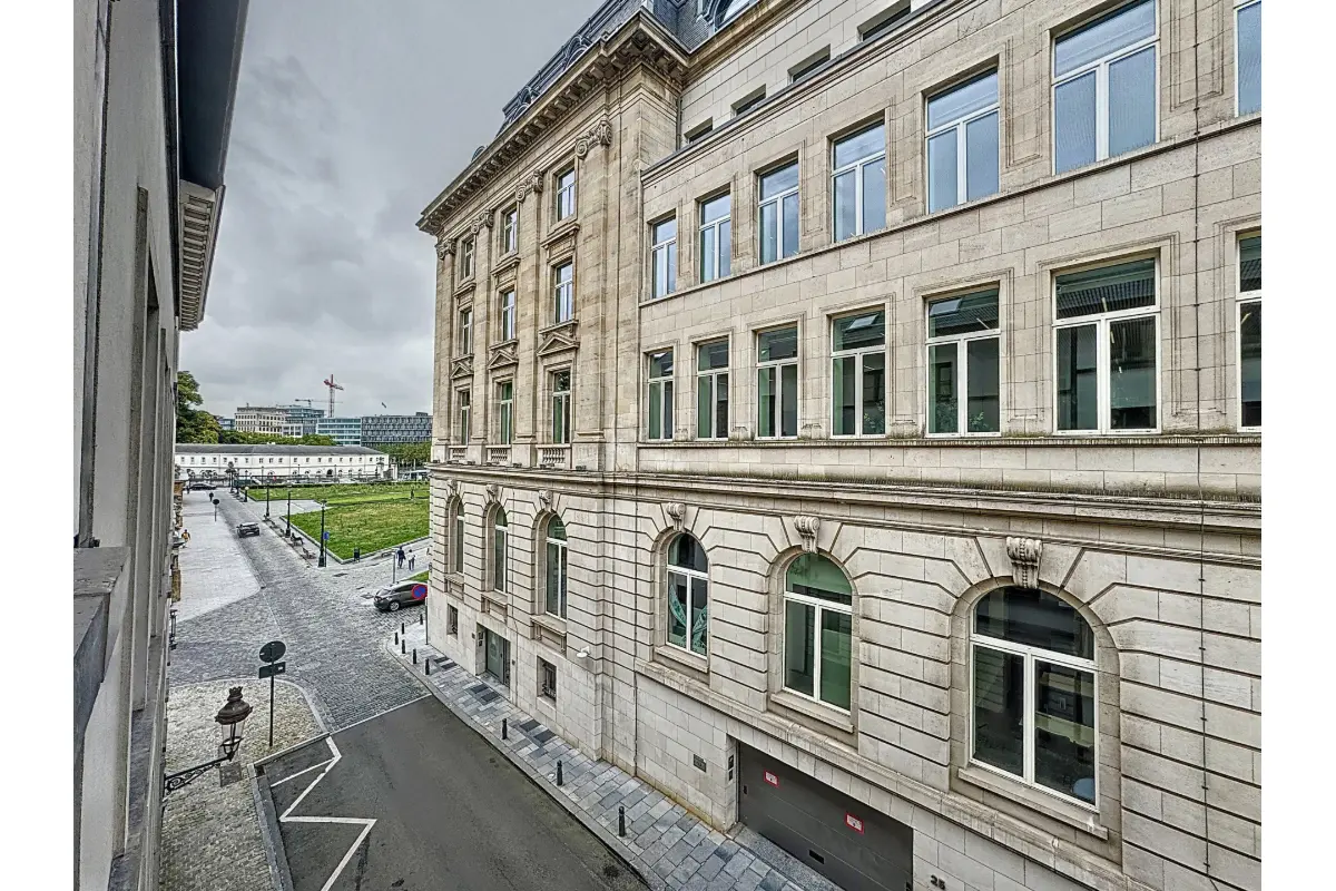 Appartement à louer à Bruxelles 1000 2550.00€ 3 chambres 146.00m² - annonce 781437