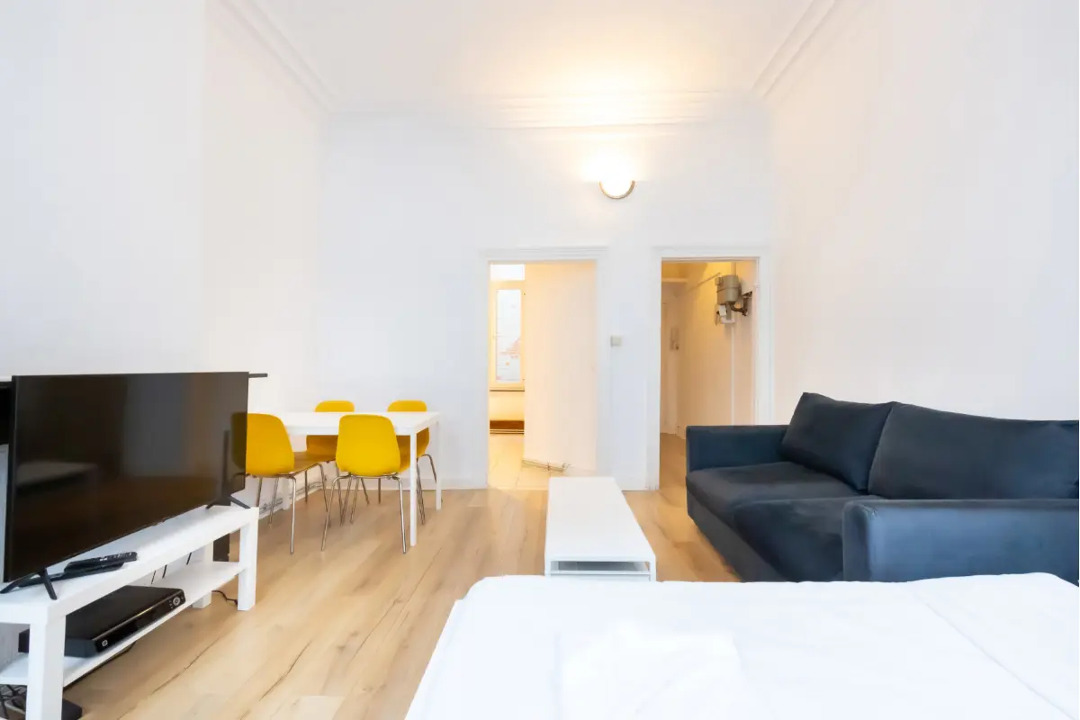 Studio te  huur in Brussel 1000 850.00€ 0 slaapkamers 40.00m² - Zoekertje 782596