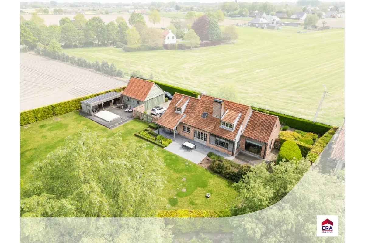 Villa te  koop in Dentergem 8720 895000.00€ 4 slaapkamers 235.00m² - Zoekertje 781942