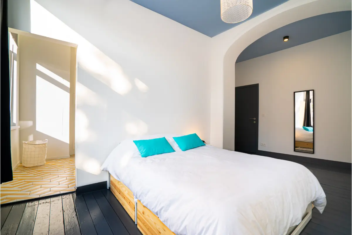 Huis te  huur in Brussel 1000 740.00€ 8 slaapkamers 300.00m² - Zoekertje 782613