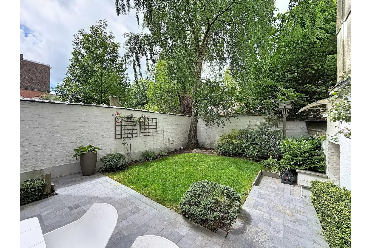 Rez-de-chaussée à louer à Etterbeek 1040 2600.00€ 2 chambres 140.00m² - annonce 782644