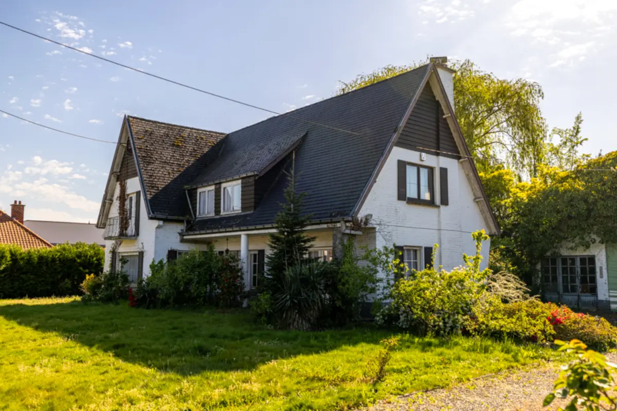 Villa te  koop in Kain 7540 250000.00€ 3 slaapkamers 230.00m² - Zoekertje 782283