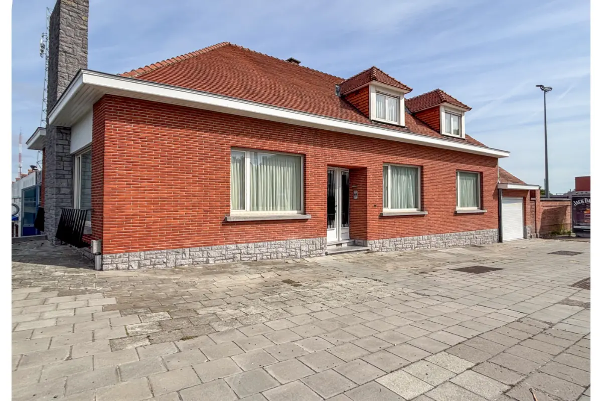 Villa à louer à Tournai 7500 1500.00€ 5 chambres 250.00m² - annonce 782373