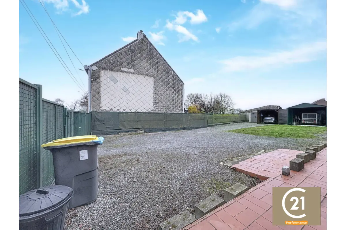 Terrain à vendre à Naast 7062 100000.00€  chambres m² - annonce 782672