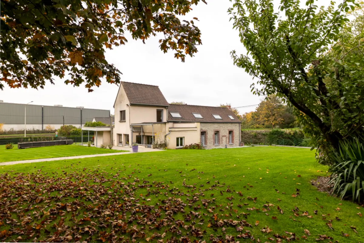 Villa te  koop in Vaulx 7536 280000.00€ 4 slaapkamers 308.00m² - Zoekertje 782297
