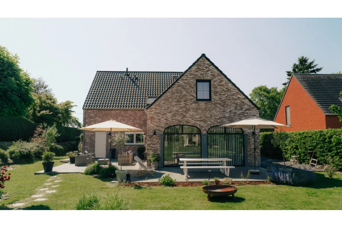 Villa te  koop in Brunehaut 7620 569000.00€ 4 slaapkamers 253.00m² - Zoekertje 782610