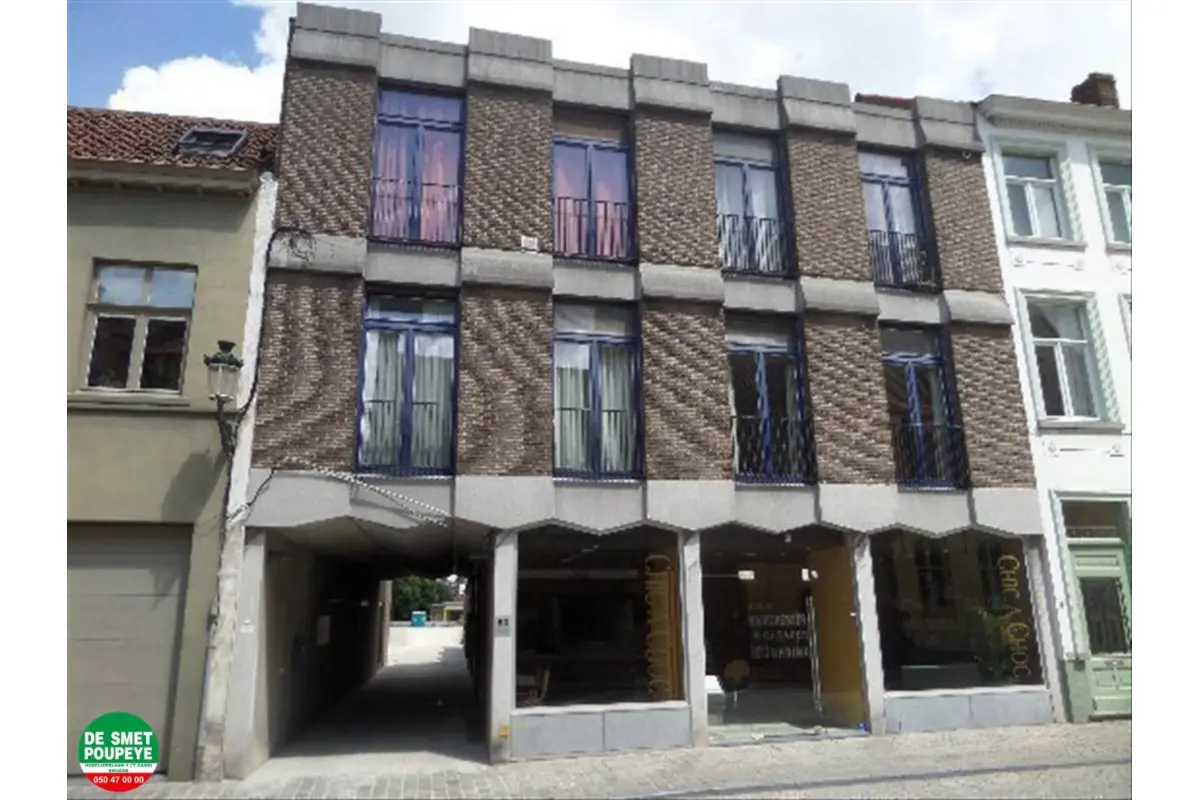 Parking à louer à Bruges 8000 90.00€  chambres m² - annonce 783250