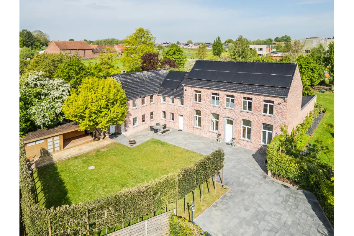 Villa te  koop in Edingen 7850 875000.00€ 6 slaapkamers 485.00m² - Zoekertje 782194