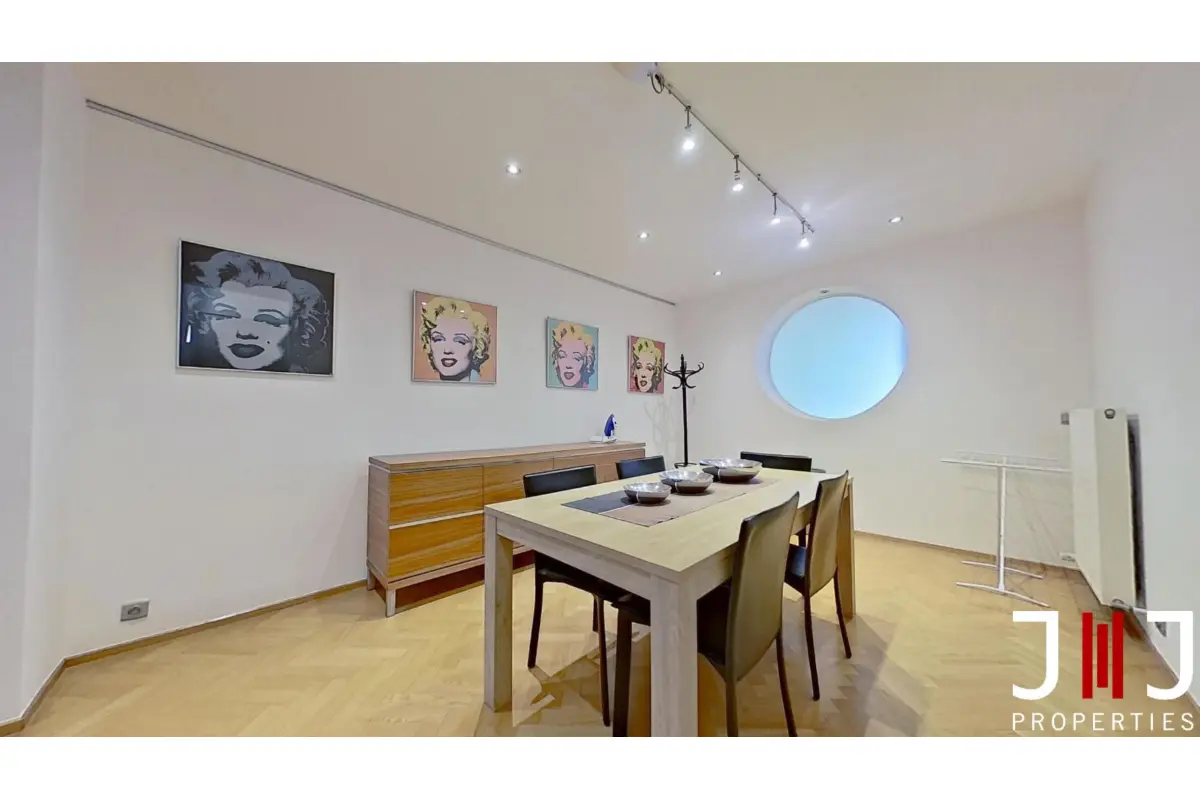 Appartement te  in Sint-Gillis 1060 1600.00€ 2 slaapkamers 88.00m² - Zoekertje 782697