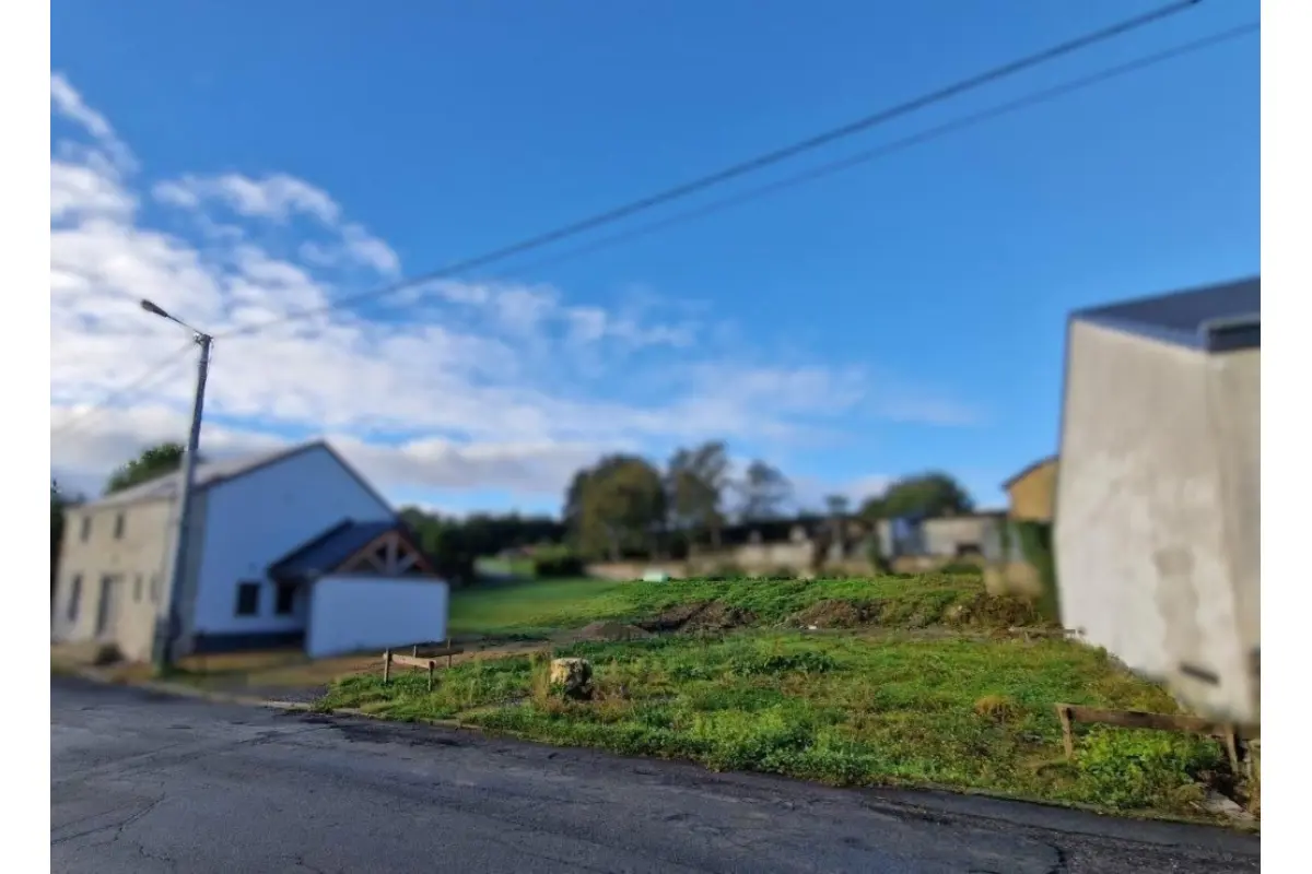 Terrain à vendre à Les Hayons 6830 69000.00€  chambres m² - annonce 782068