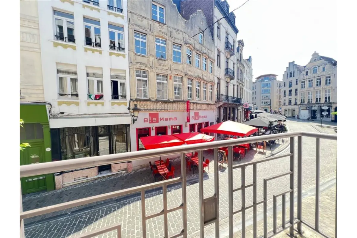 Appartement te  in Brussel 1000 1200.00€ 2 slaapkamers 76.00m² - Zoekertje 782250
