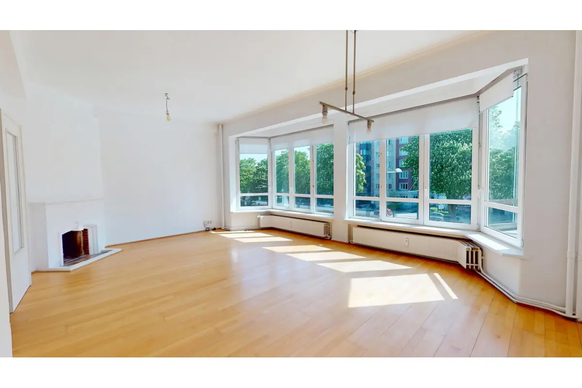 Appartement à  à Etterbeek 1040 1150.00€ 2 chambres 96.00m² - annonce 783550