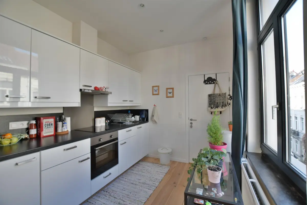 Studio te  huur in Elsene 1050 815.00€ 0 slaapkamers 45.00m² - Zoekertje 784018
