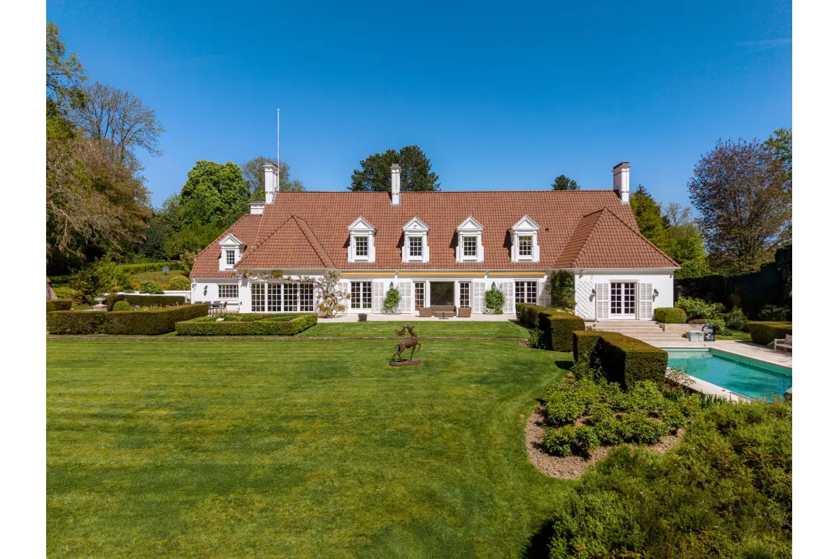 Villa te  in Sint-Genesius-Rode 1640 5500000.00€ 7 slaapkamers 900.00m² - Zoekertje 784052