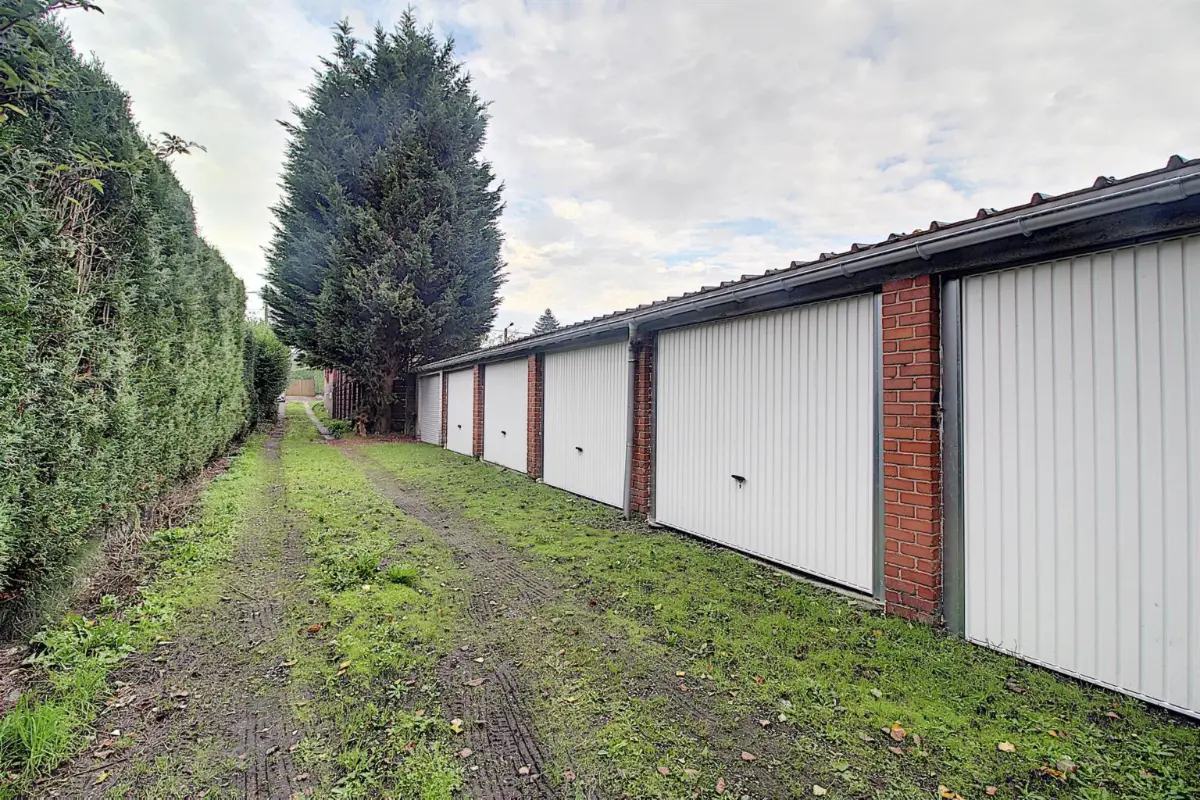 Parking / garage à louer à Mouscron 7700 60.00€  chambres m² - annonce 783487