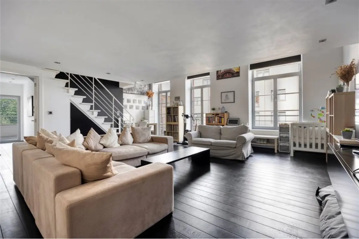 Appartement te  koop in Oudergem 1160 850000.00€ 3 slaapkamers 240.00m² - Zoekertje 783607