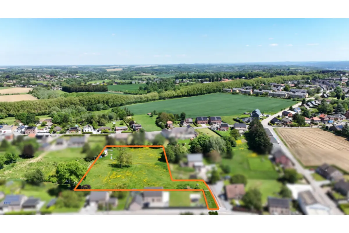 Bouwgrond te  koop in Saint-Georges-sur-Meuse 4470 220000.00€  slaapkamers m² - Zoekertje 784147