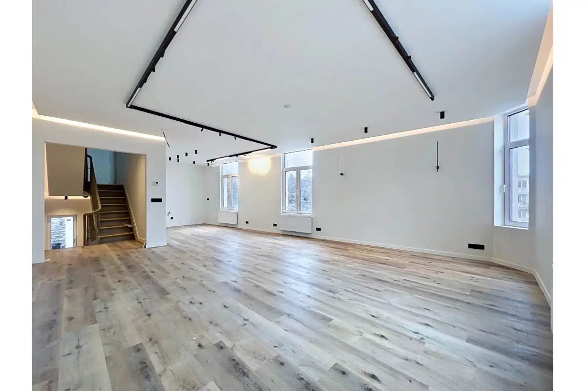 Maison à louer à Woluwe-Saint-Lambert 1200 3000.00€ 6 chambres 165.00m² - annonce 784526