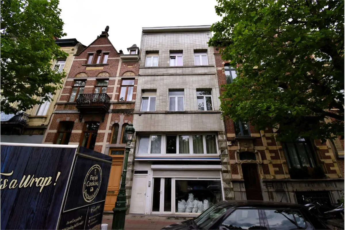 Appartementsgebouw te  koop in Sint-Jans-Molenbeek 1080 620000.00€ 4 slaapkamers 300.00m² - Zoekertje 784497
