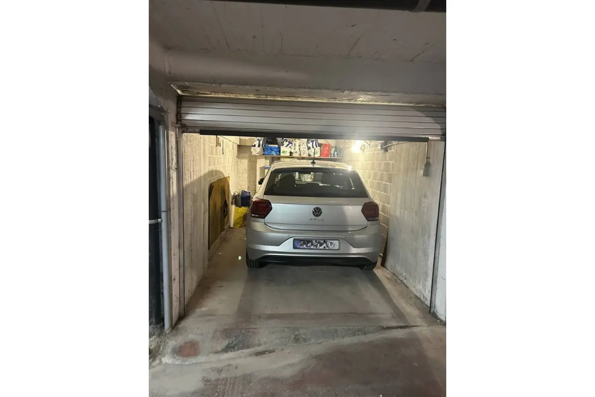 Parking & garage te  koop in Wemmel 1780 15000.00€  slaapkamers m² - Zoekertje 783746