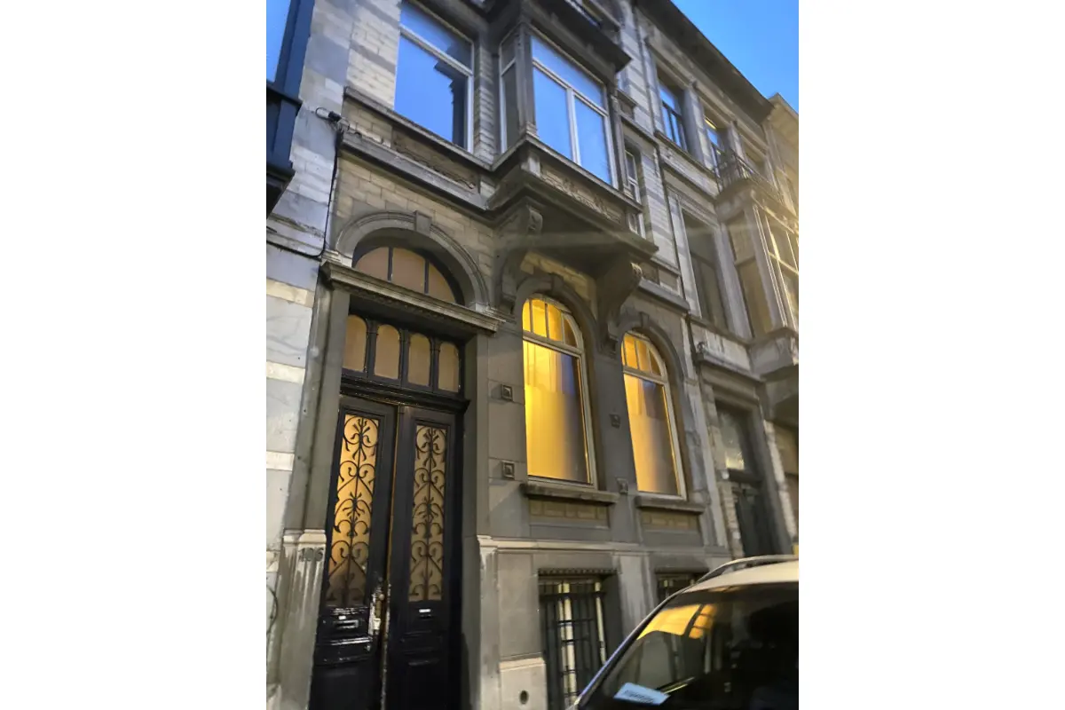 Appartement te  huur in Vorst 1190 1098.00€ 1 slaapkamers 75.00m² - Zoekertje 783591