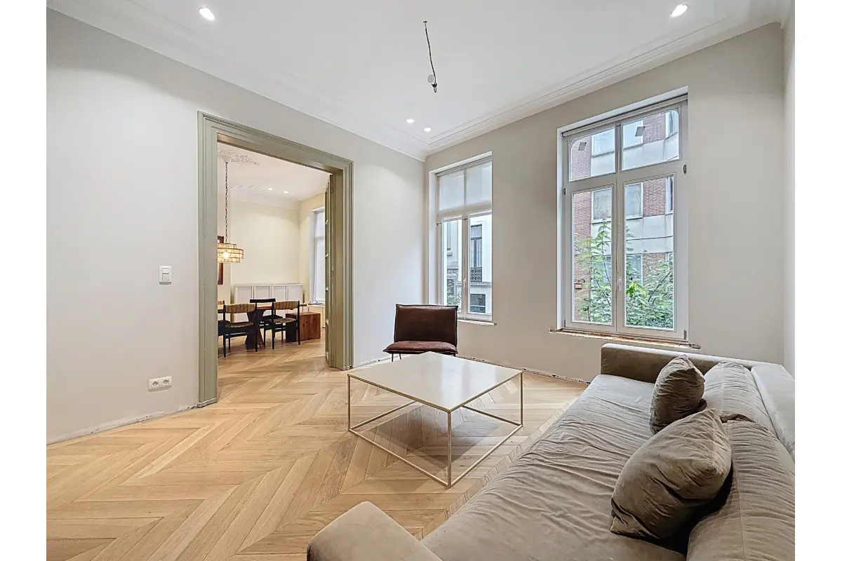 Appartement te  in Brussel 1000 990000.00€ 3 slaapkamers 215.00m² - Zoekertje 785030