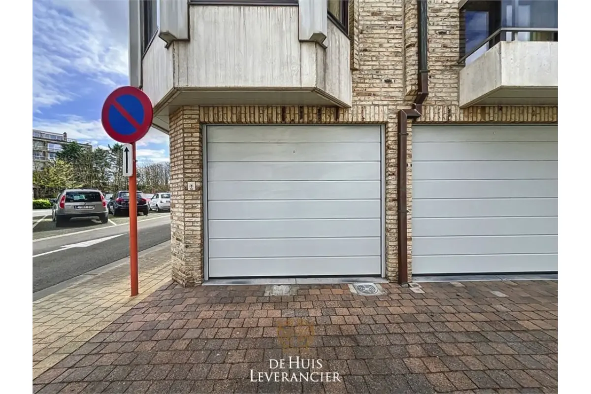 Parking & garage te  koop in Koksijde 8670 100000.00€  slaapkamers m² - Zoekertje 785296