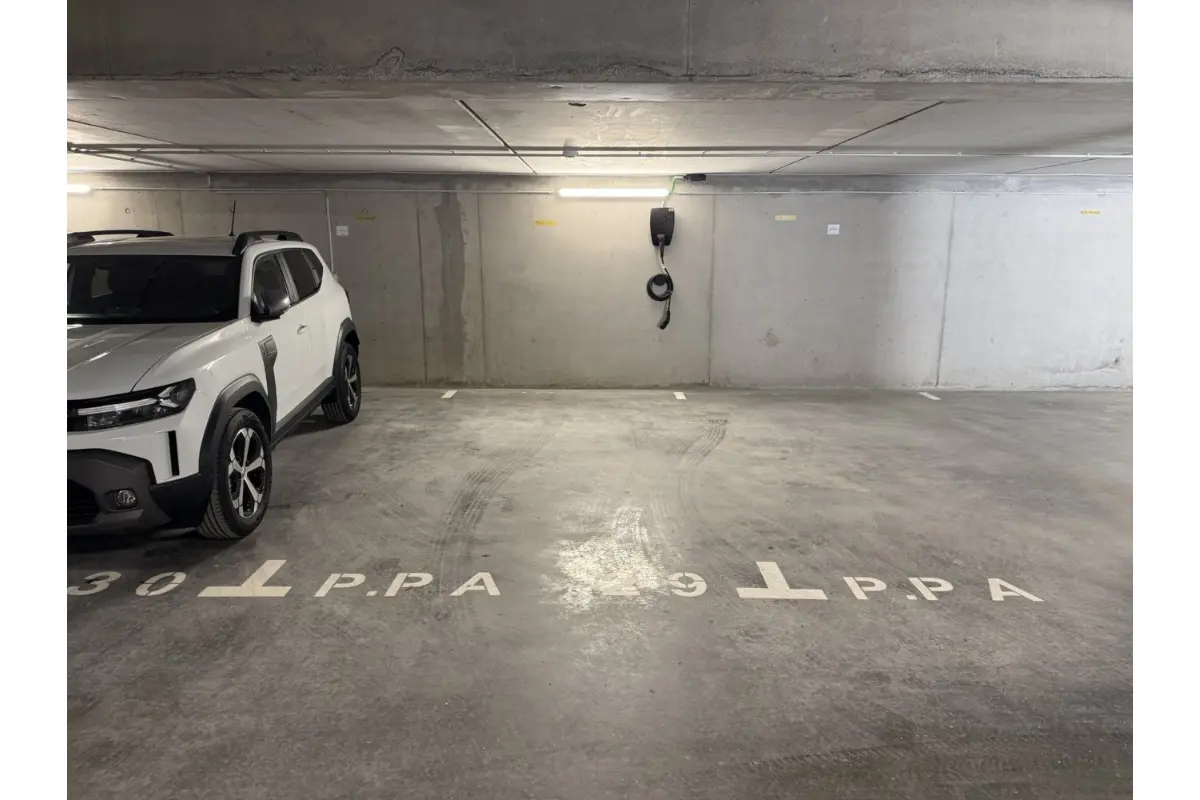 Parking / garage à louer à Tervuren 3080 150.00€  chambres m² - annonce 785304