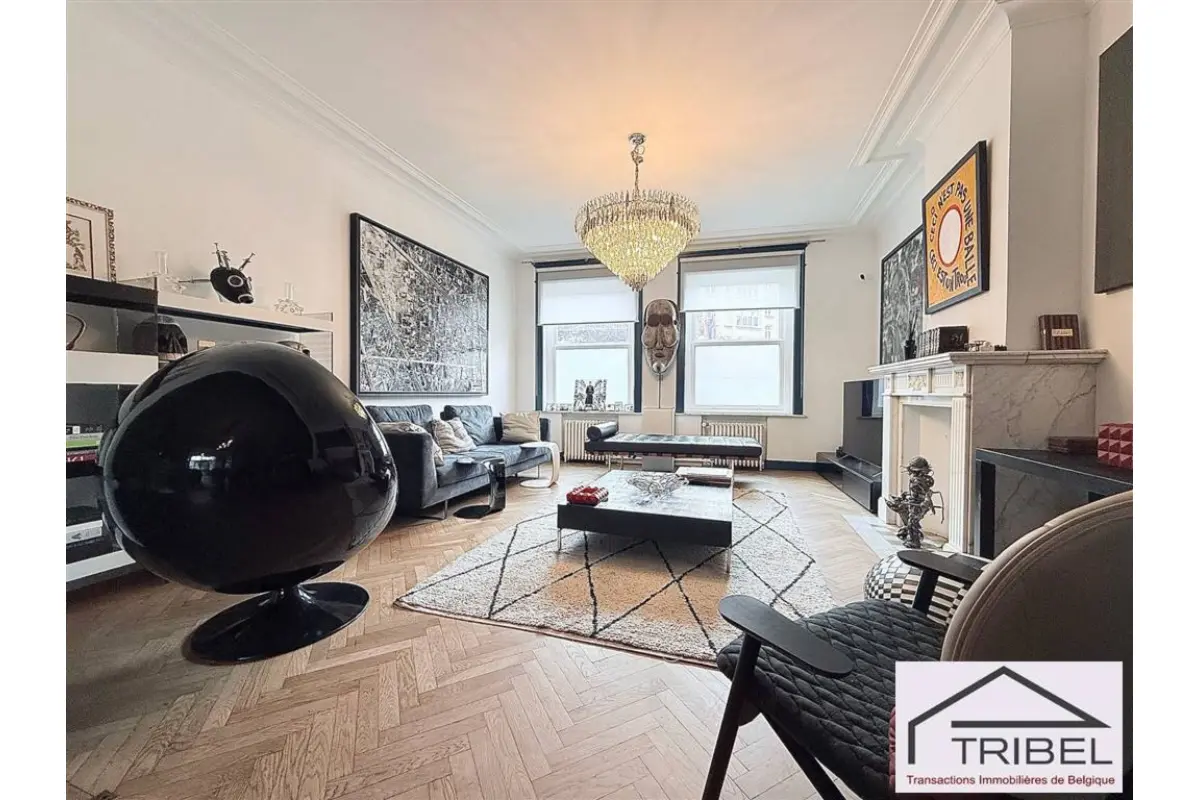 Appartement te  in Elsene 1050 900000.00€ 5 slaapkamers 217.00m² - Zoekertje 784989