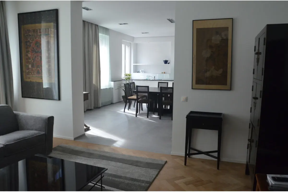 Appartement à louer à Saint-Gilles 1060 2100.00€ 3 chambres 177.00m² - annonce 785009