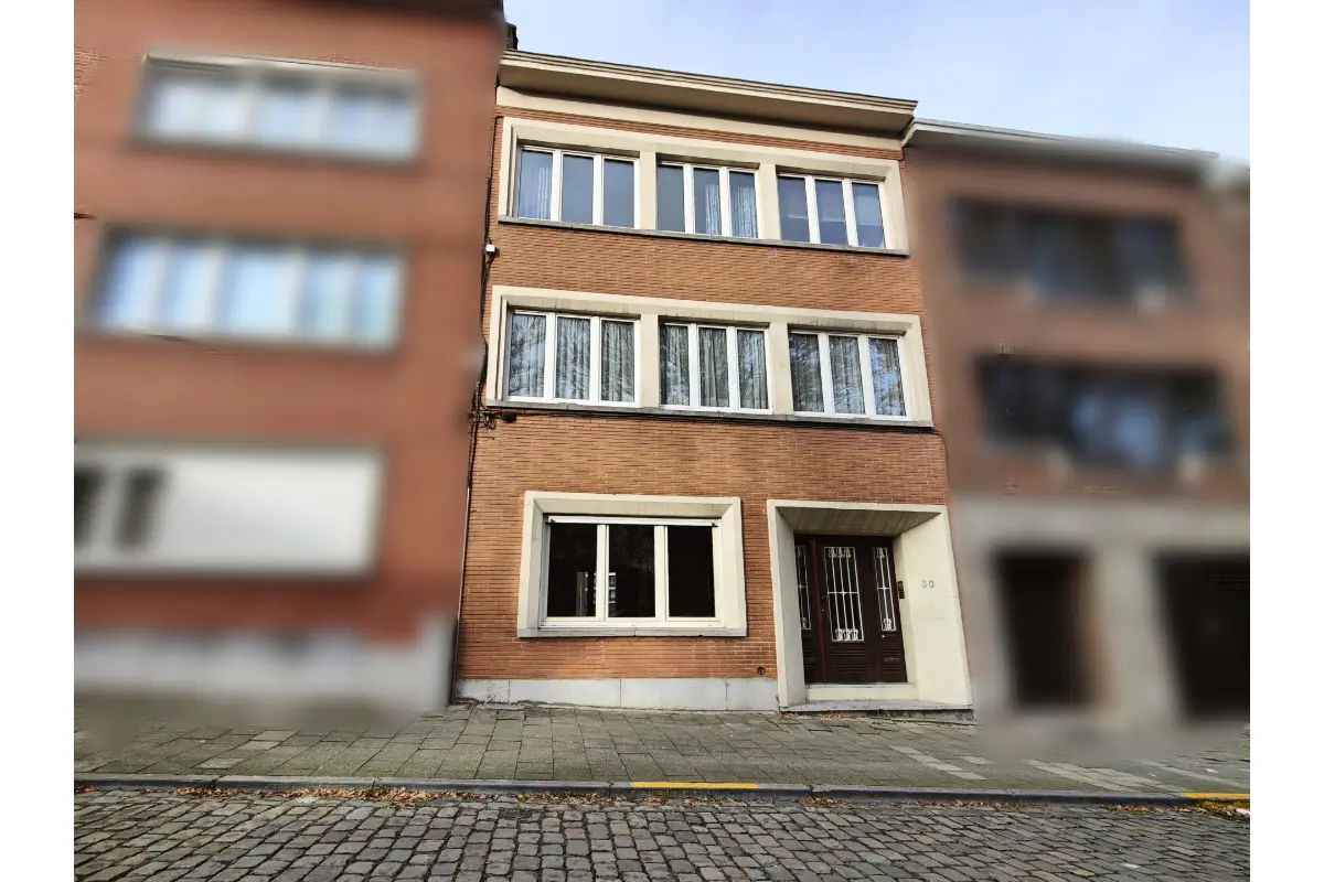 Mixgebouw te  koop in Ganshoren 1083 530000.00€ 5 slaapkamers 236.00m² - Zoekertje 784761