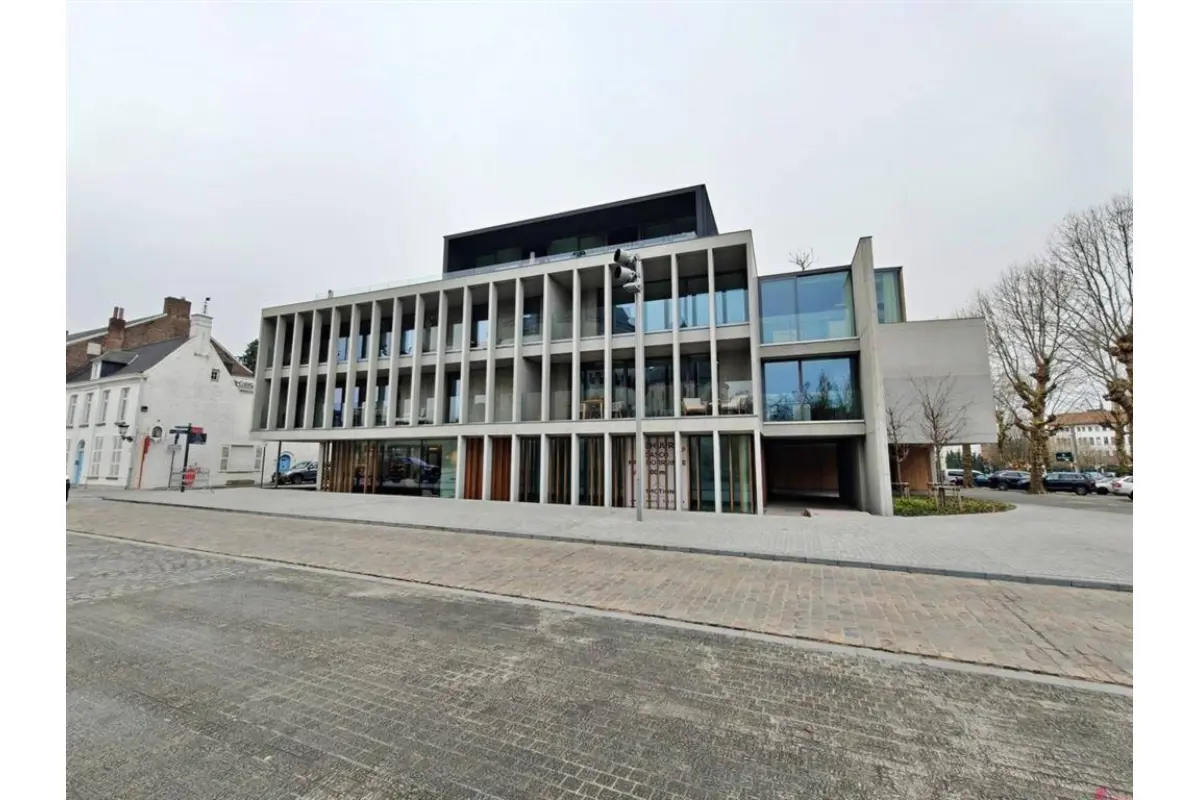 Box à louer à Courtrai 8500 75.00€  chambres m² - annonce 785202