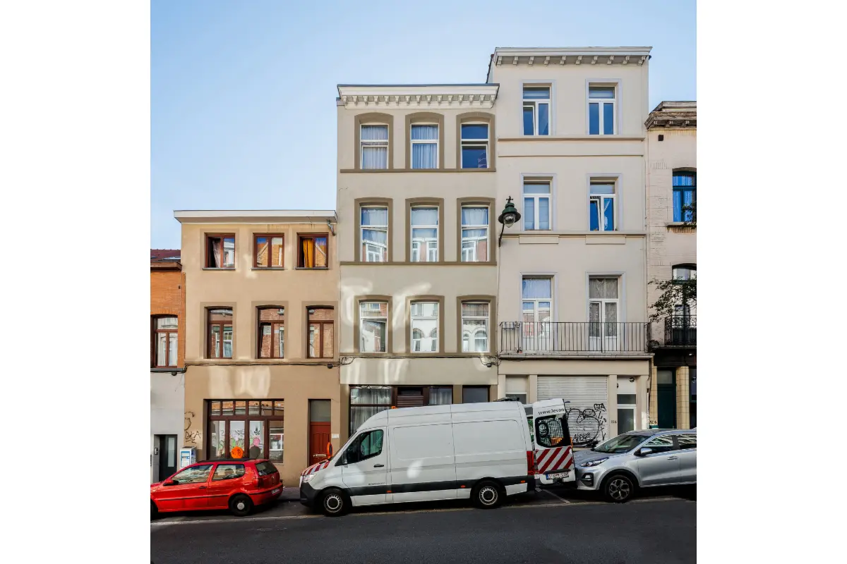 Handelszaak te  koop in Sint-Gillis 1060 295000.00€  slaapkamers 90.00m² - Zoekertje 784668