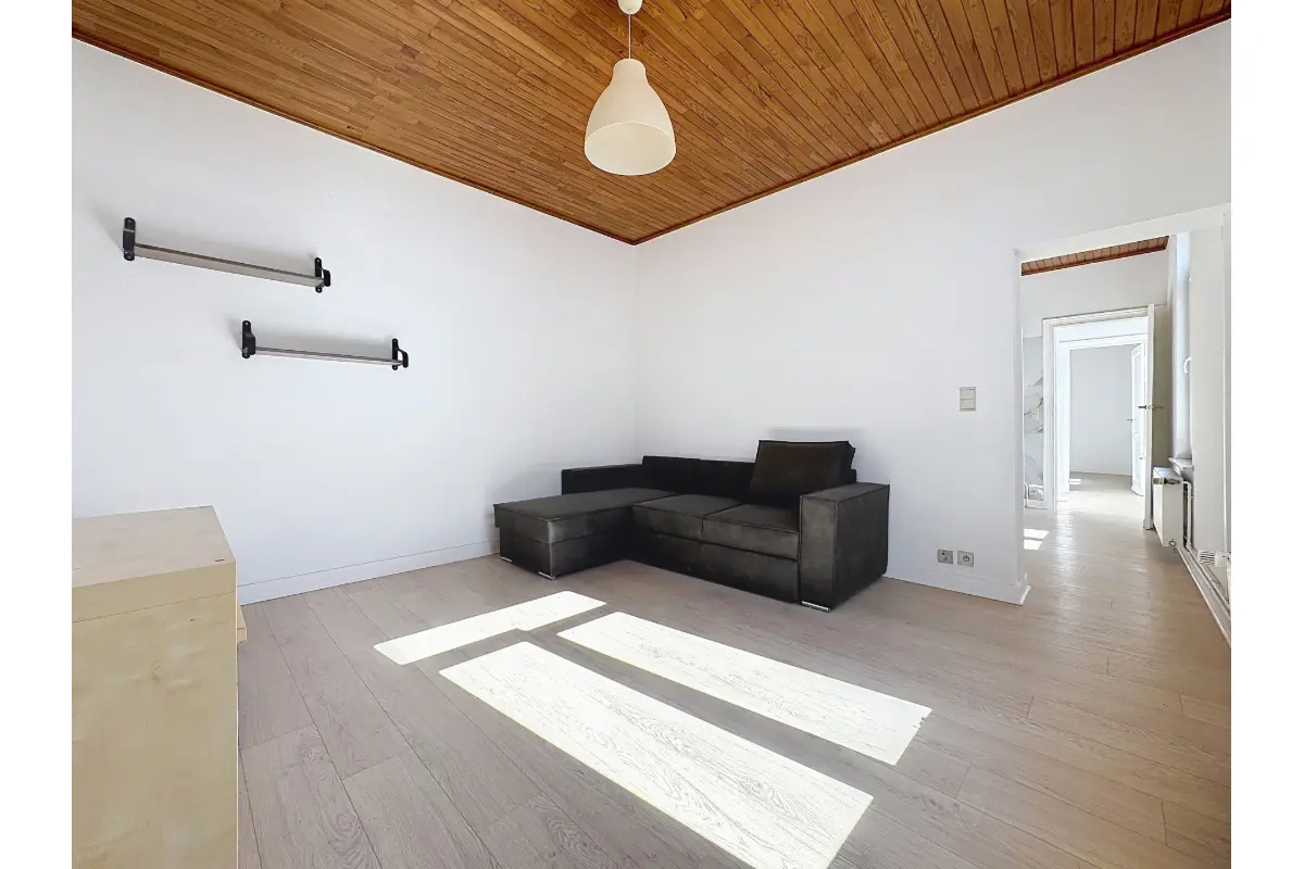 Appartement te  huur in Elsene 1050 1800.00€ 1 slaapkamers 62.00m² - Zoekertje 785927