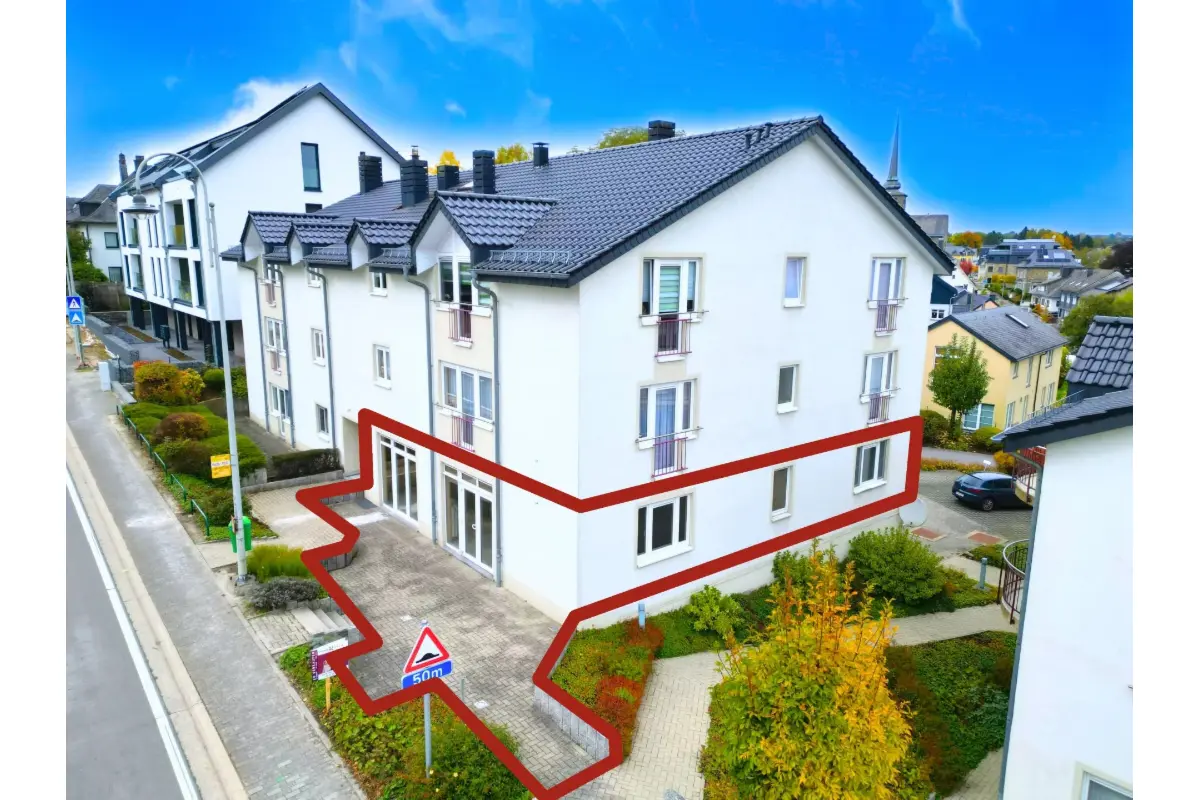 Handelszaak te  koop in Sankt Vith 4780 300000.00€  slaapkamers 143.00m² - Zoekertje 785803
