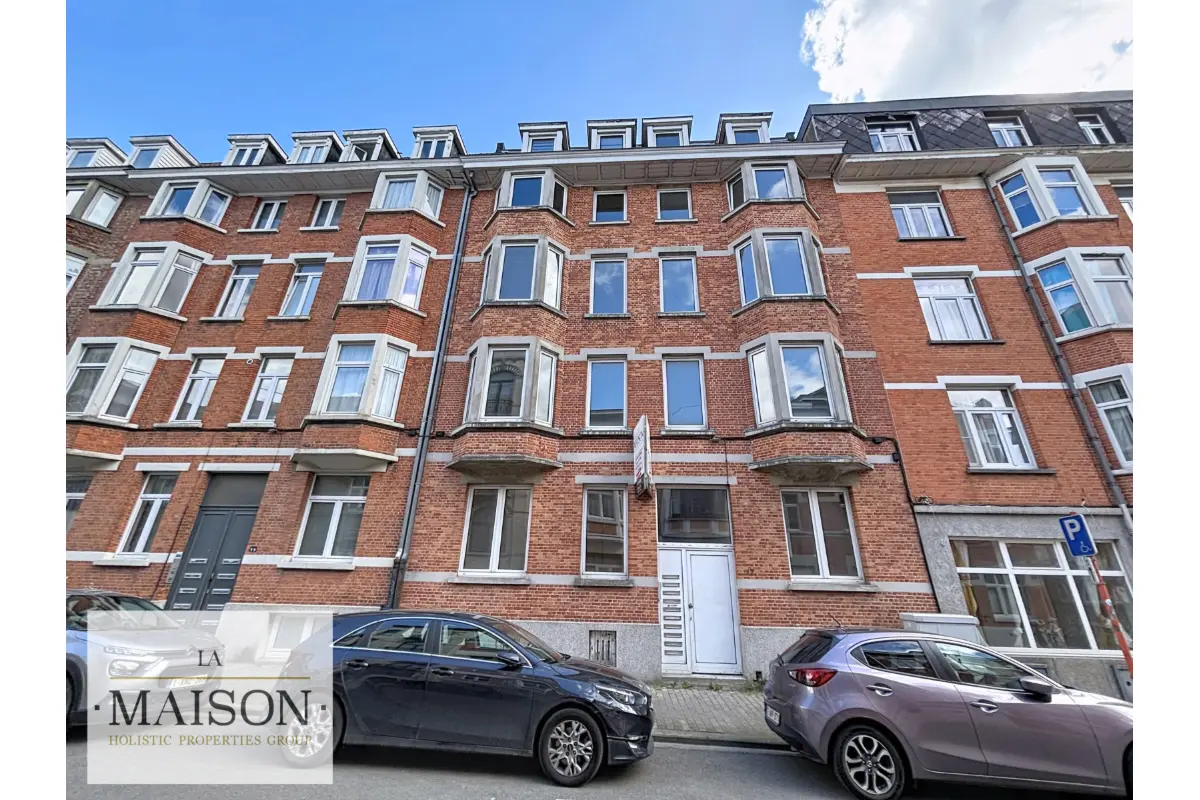 Appartement te  koop in Ukkel 1180 190000.00€ 1 slaapkamers 50.00m² - Zoekertje 785846