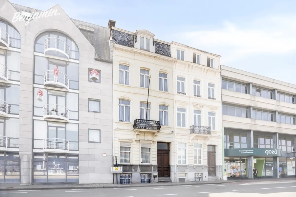 Maison de maître à vendre à Courtrai 8500 469000.00€ 5 chambres 342.00m² - annonce 786021