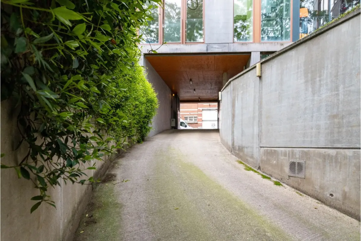 Parking & garage te  koop in Antwerpen 2060 30000.00€  slaapkamers m² - Zoekertje 786082