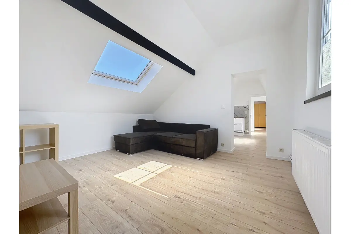 Appartement te  huur in Elsene 1050 1800.00€ 1 slaapkamers 42.00m² - Zoekertje 785928