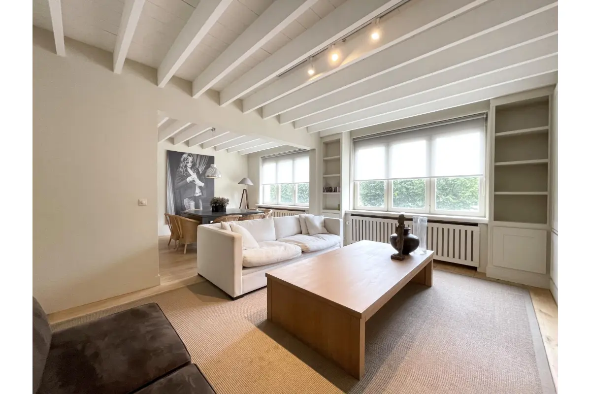 Appartement à louer à Woluwe-Saint-Pierre 1150 1700.00€ 1 chambres 96.00m² - annonce 786568