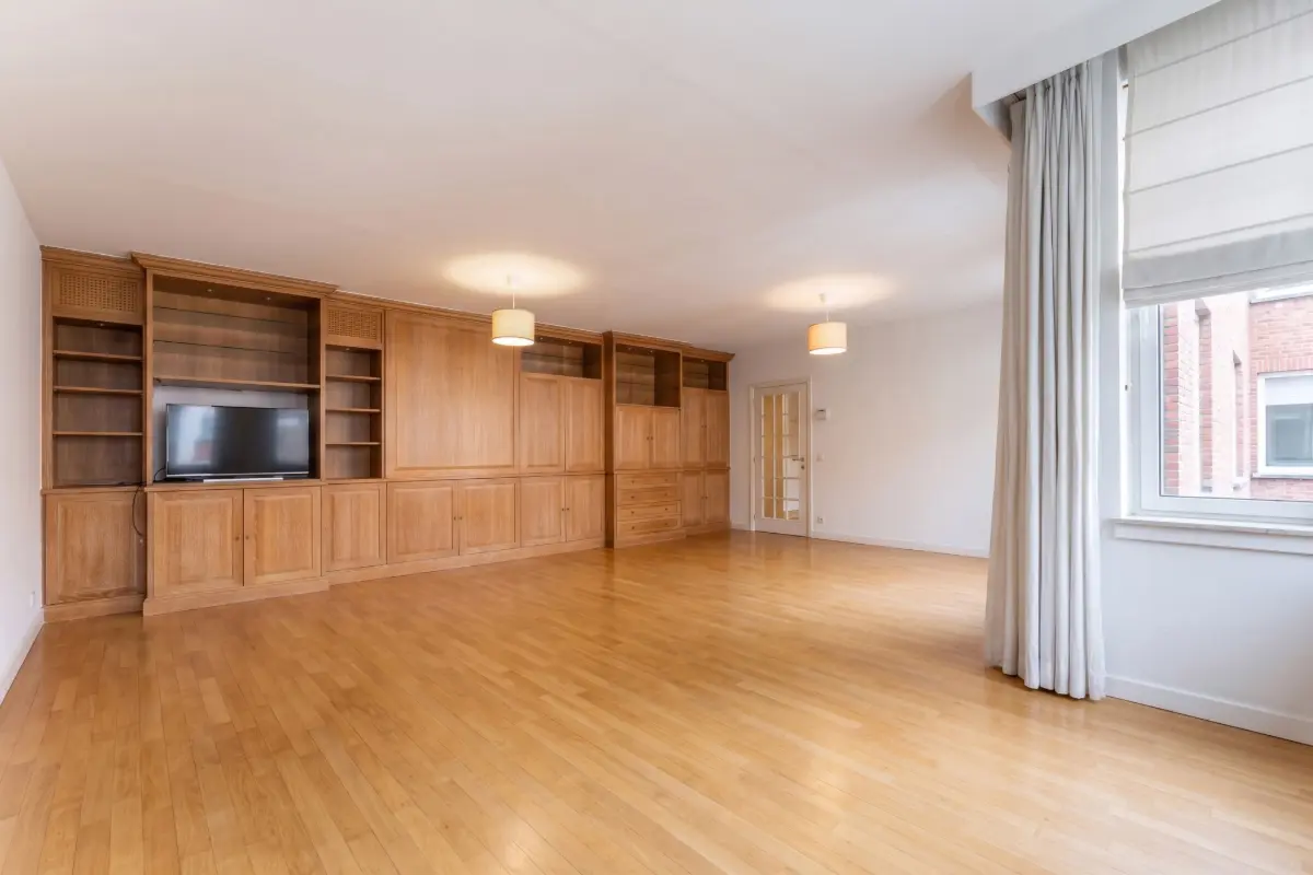 Appartement te  koop in Ukkel 1180 585000.00€ 3 slaapkamers 150.00m² - Zoekertje 786544