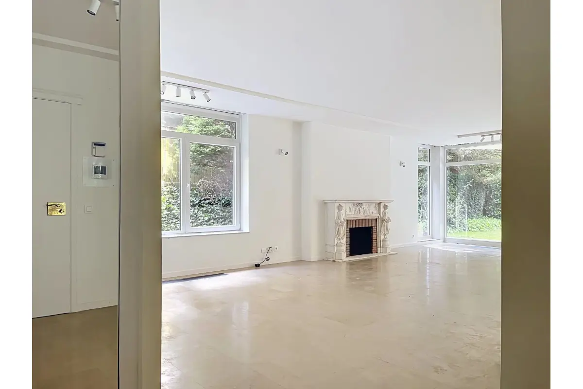 Appartement à louer à Bruxelles 1000 2600.00€ 3 chambres 140.00m² - annonce 786821